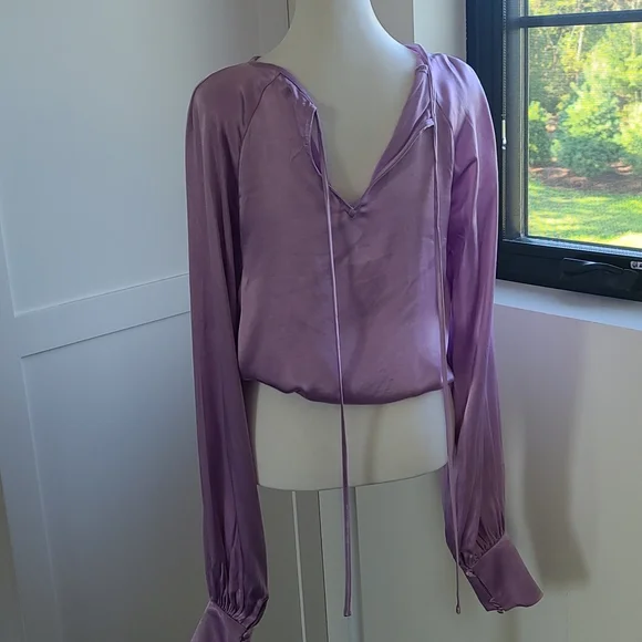 Vici crop satin top - Picture 5 of 7
